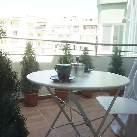 Bright, Comfortable And Cozy Бургас