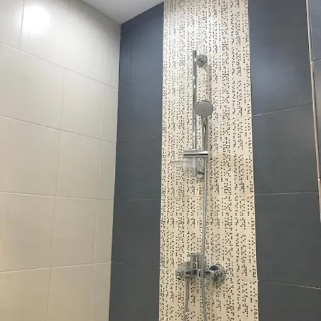 Апартамент Bright, Comfortable And Cozy *