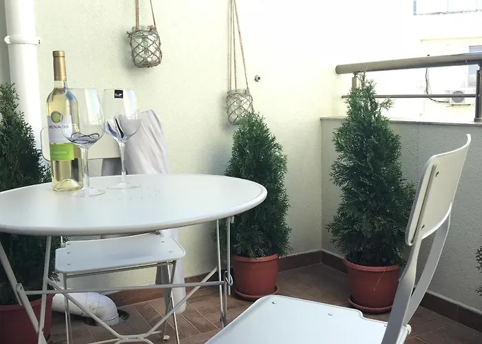 アパート Bright, Comfortable And Cozy *